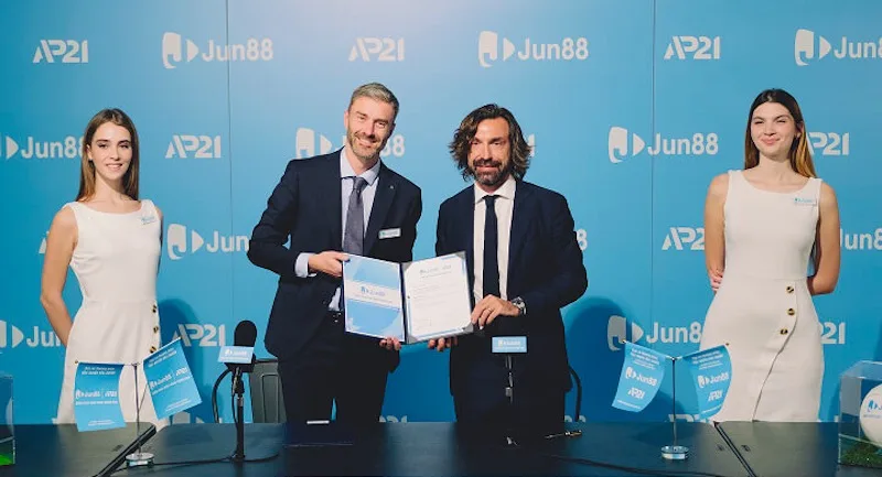 Jun88 🎖️ Trang Chủ Jun88.com – Đăng Ký Nạp Đầu Thưởng Đến 8.888k Andrea Pirlo ký hợp đồng đại diện cho thương hiệu Jun88